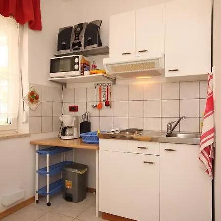 Appartement With Swimming Pool Valbandon, - 7257 Fažana