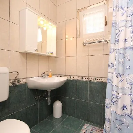 With Swimming Pool Valbandon, - 7257 Appartement Fažana