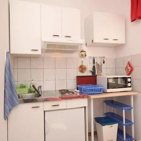 With Swimming Pool Valbandon, - 7257 Appartement Fažana