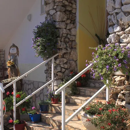 Appartement With Swimming Pool Valbandon, - 7257